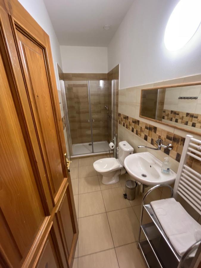 Hotel Sokoli Hnizdo Hlaska Esterno foto