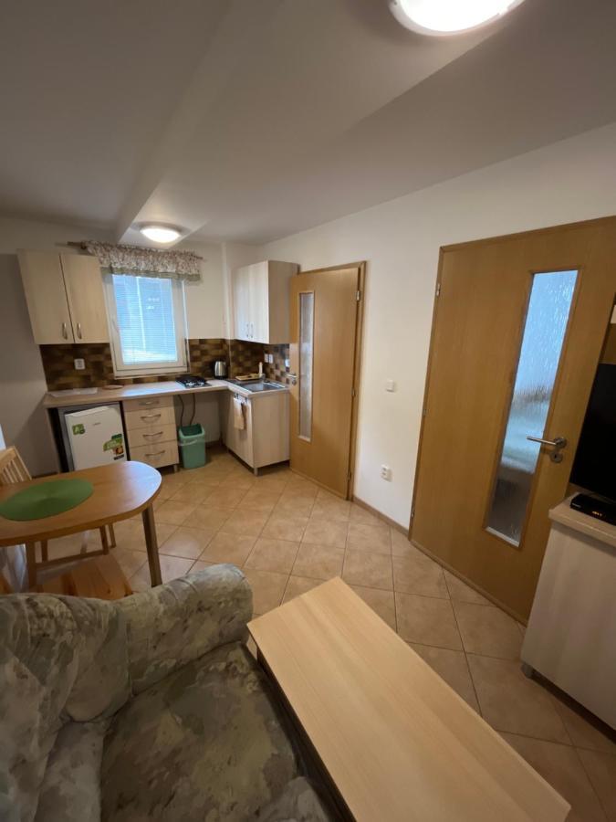 Hotel Sokoli Hnizdo Hlaska Esterno foto