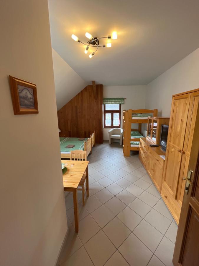 Hotel Sokoli Hnizdo Hlaska Esterno foto