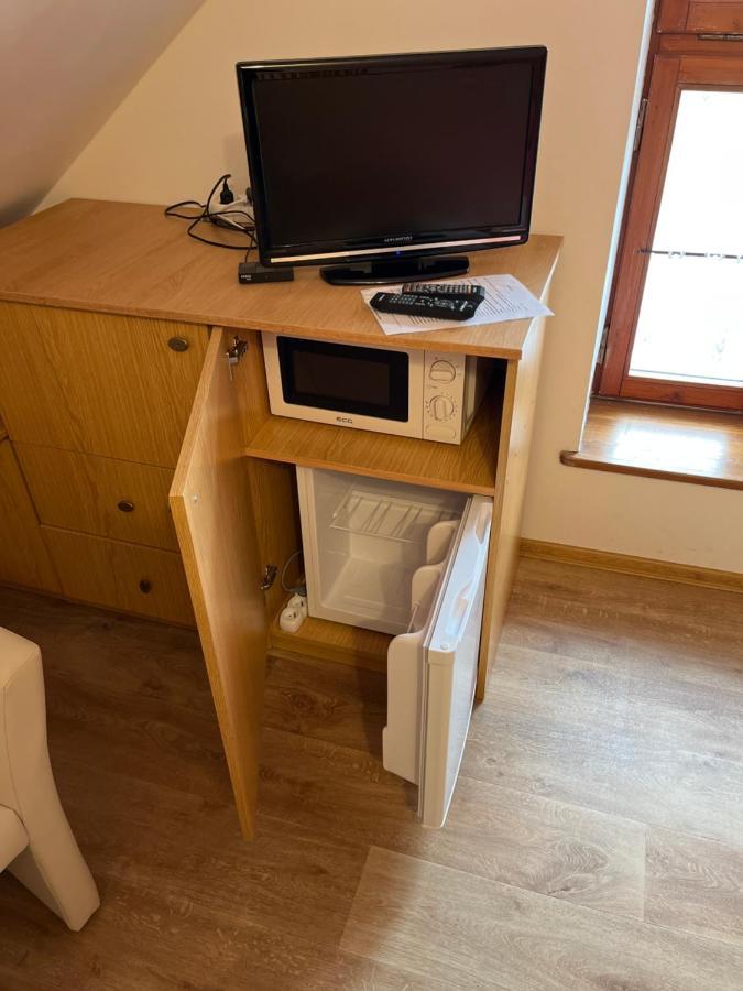Hotel Sokoli Hnizdo Hlaska Esterno foto