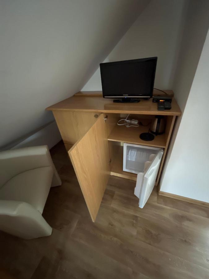 Hotel Sokoli Hnizdo Hlaska Esterno foto