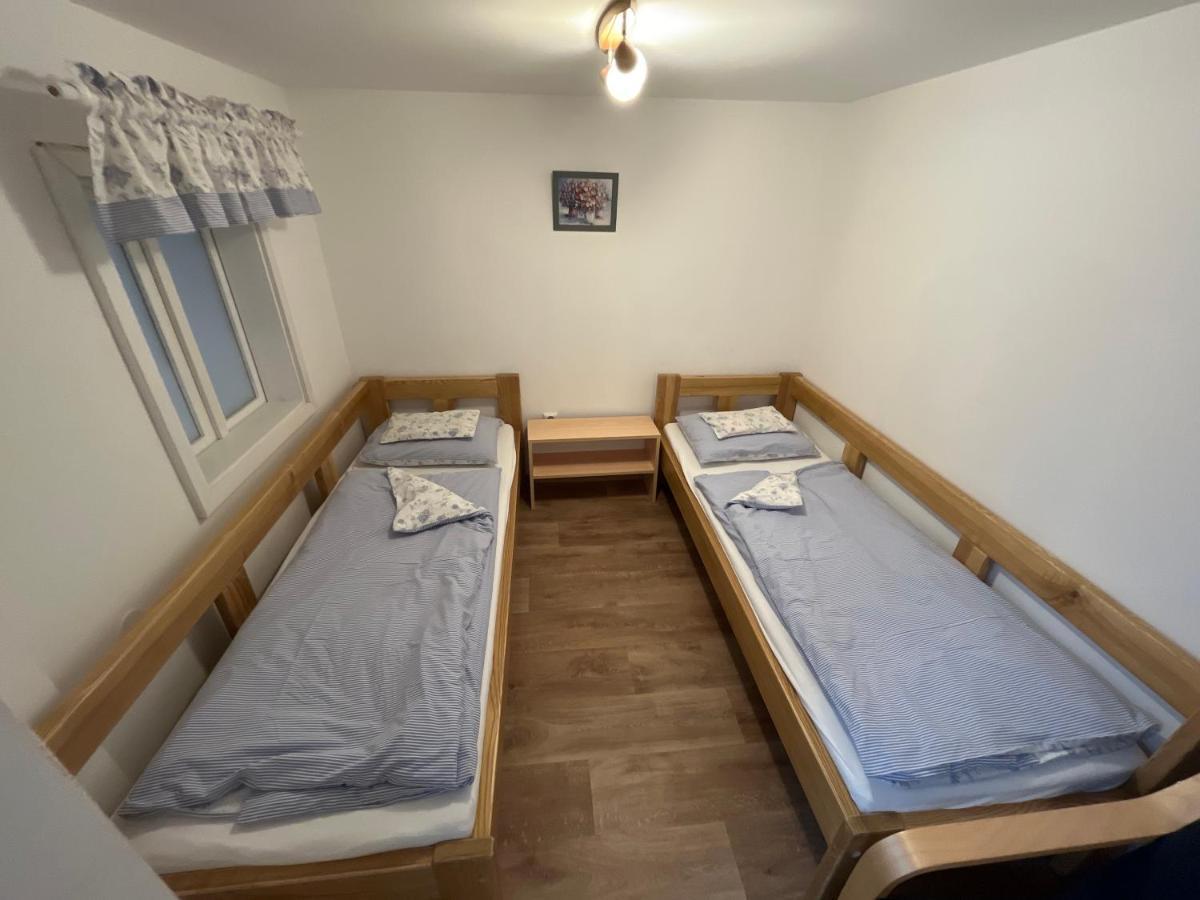 Hotel Sokoli Hnizdo Hlaska Esterno foto